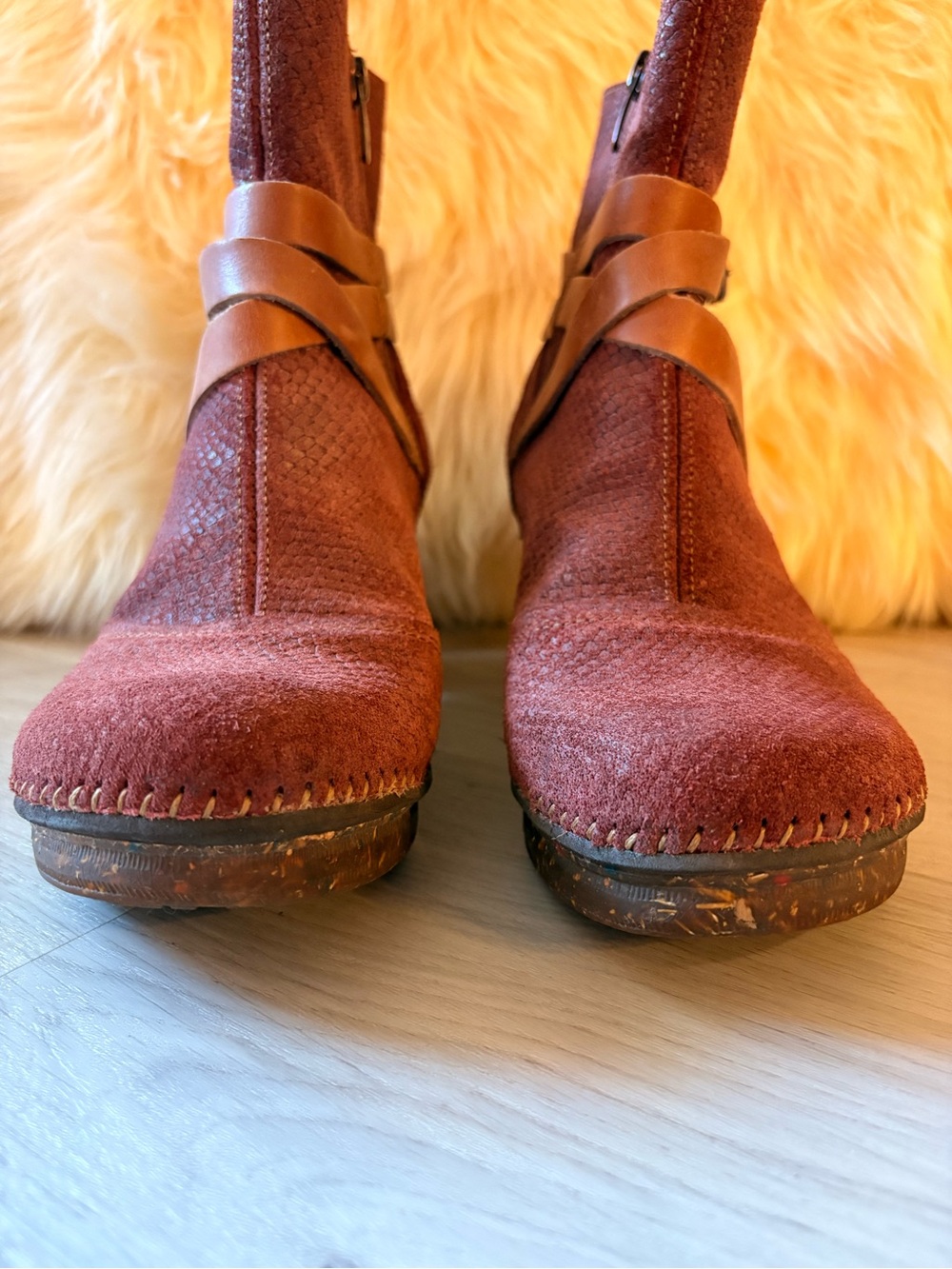 ART Red-Brown Suede 3” heel booties - Picture 6 of 7